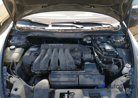 2010 Volvo V50 2.4I z USA, uszkodzony, nr VIN YV1382MW9A2548496